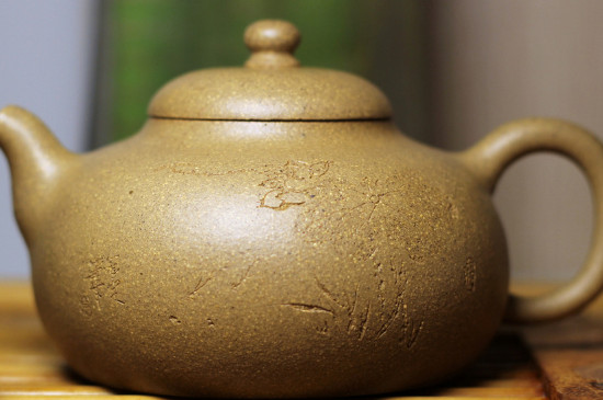 朱泥壺適合泡紅茶嗎，紅茶適合泡紫泥還是朱泥壺