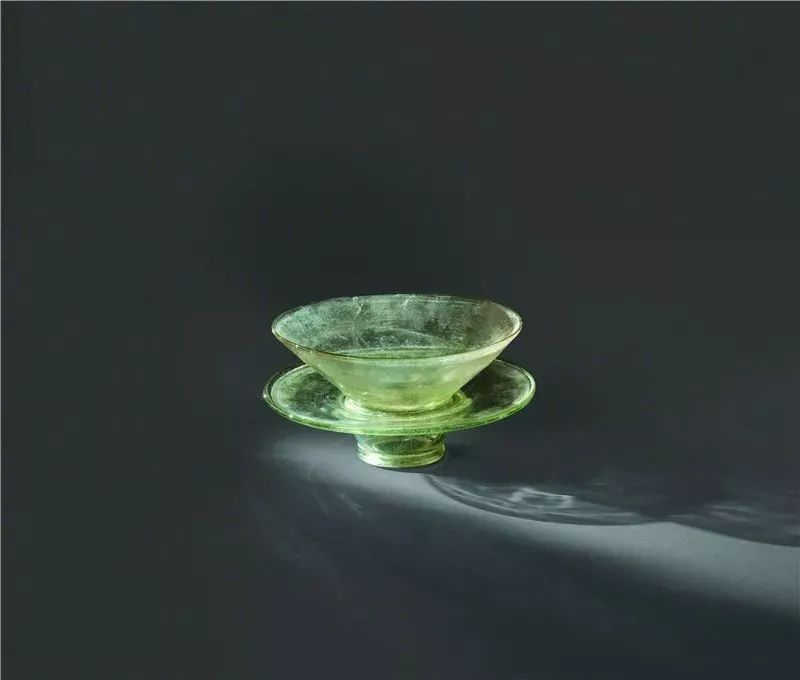 法門(mén)寺博物館藏：唐代玻璃茶盞和茶托