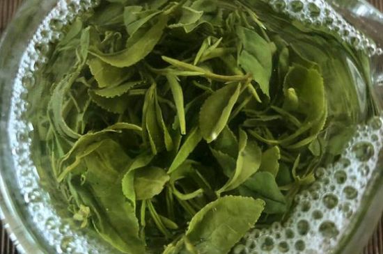 綠茶放了三年還能喝嗎，綠茶放久了喝了會(huì