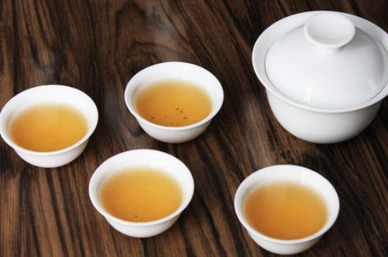 大紅袍四大品種有哪些，大紅袍的種類(lèi)和著(zhù)名品種特點(diǎn)介紹