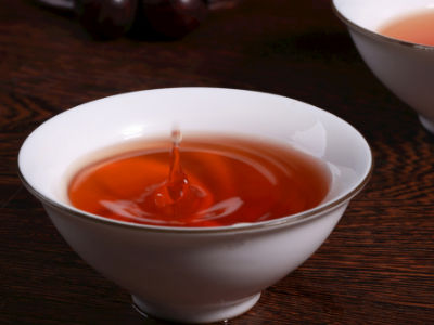 紅茶和綠茶的區別，常喝紅茶好還是綠茶好？