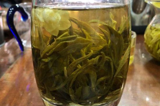 茉莉龍珠泡開(kāi)后為什么都是梗，茉莉龍珠泡開(kāi)后什么樣？