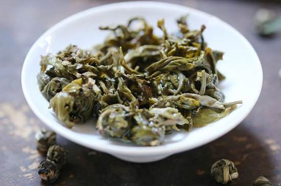 茉莉龍珠泡開(kāi)后為什么都是梗，茉莉龍珠泡開(kāi)后什么樣？