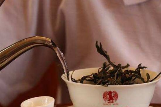 各類(lèi)茶的注水方式，不同的茶泡茶時(shí)怎么注水