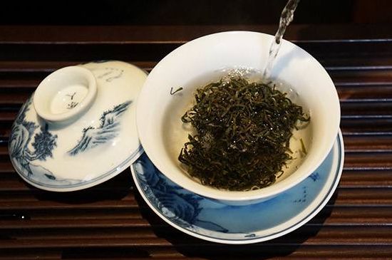 各類(lèi)茶的注水方式，不同的茶泡茶時(shí)怎么注水