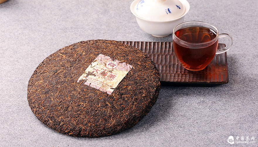 收藏動(dòng)態(tài)：大益降價(jià)成信號 普洱茶“漲不動(dòng)了” 